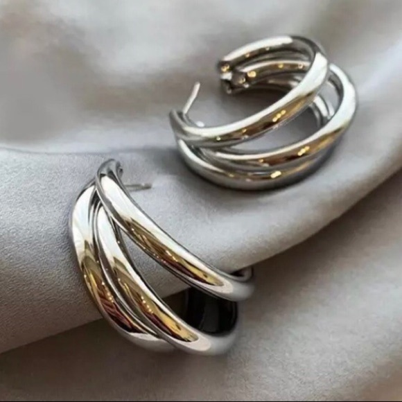 New Silver three-layer Hoop Earrings - Picture 2 of 4